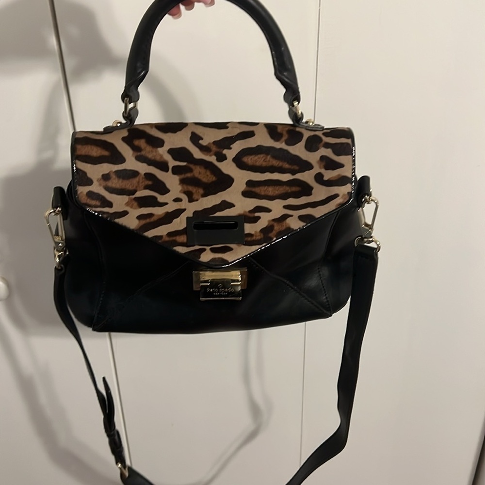 ⭐️ SALE ⭐️ Kate Spade Leather Jaguar Print Fur Lined Purse - Picture 6 of 7
